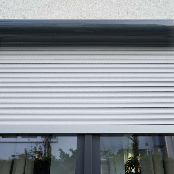 Riparazione Tapparelle Bloccate Milano